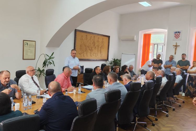 Slika /slike/Priopcenja/aefrzjo,ikmjunhzbg (1).jpg